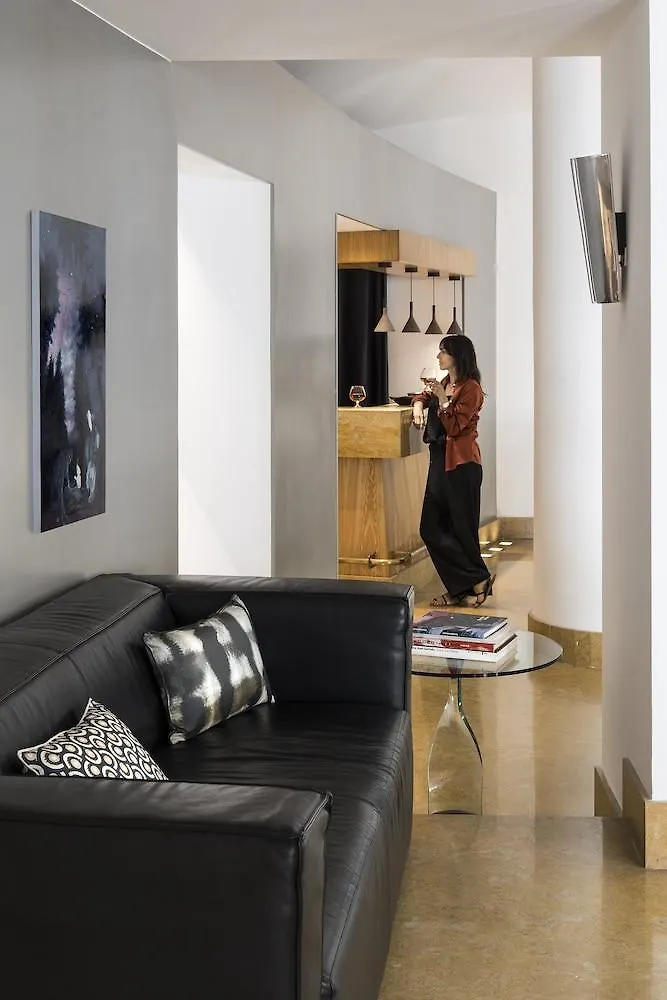 Hotel Plaza Opera Palermo 4*,